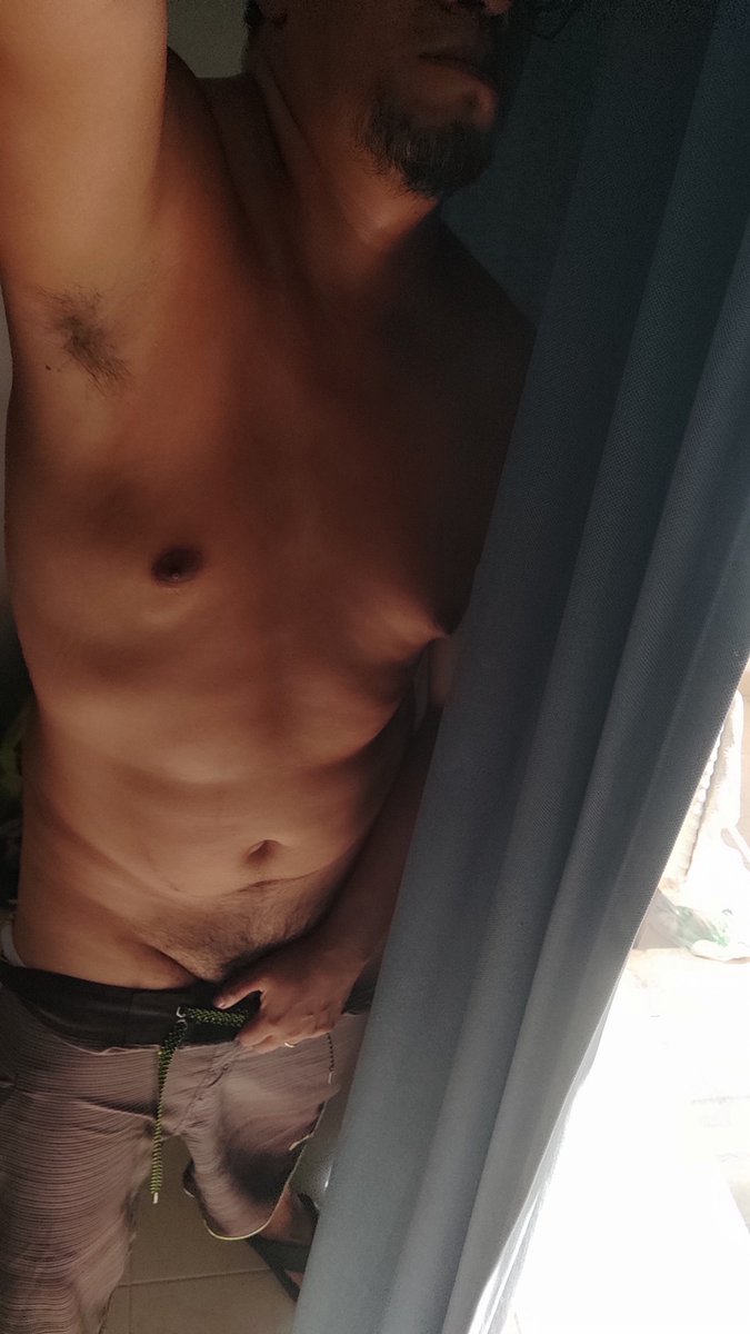 reigtoh's tweet photo. Vamos, ven y quítame la pena de sentir tu cuerpo junto al mío #reigtoh #tigrxxx #gaymerida https://t.co/Qpf0XSCg7r