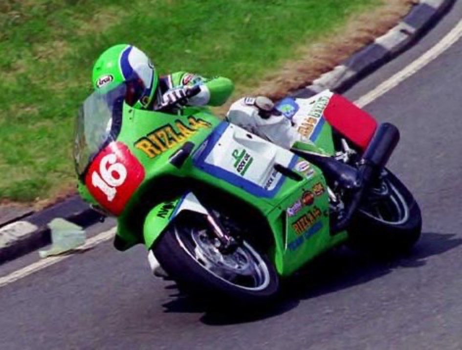 🇬🇧1️⃣6️⃣🏁 Roger Hurst ZX-10 💚