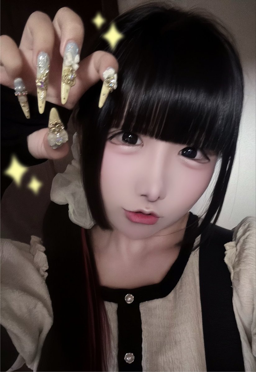 17Oyen's tweet photo. ㅤㅤㅤㅤㅤㅤㅤㅤㅤ
💛めむちゃんばーすでー💛
ㅤㅤㅤㅤㅤ-22♡

祝うゾ〜🤩 https://t.co/3ywKm01GKM