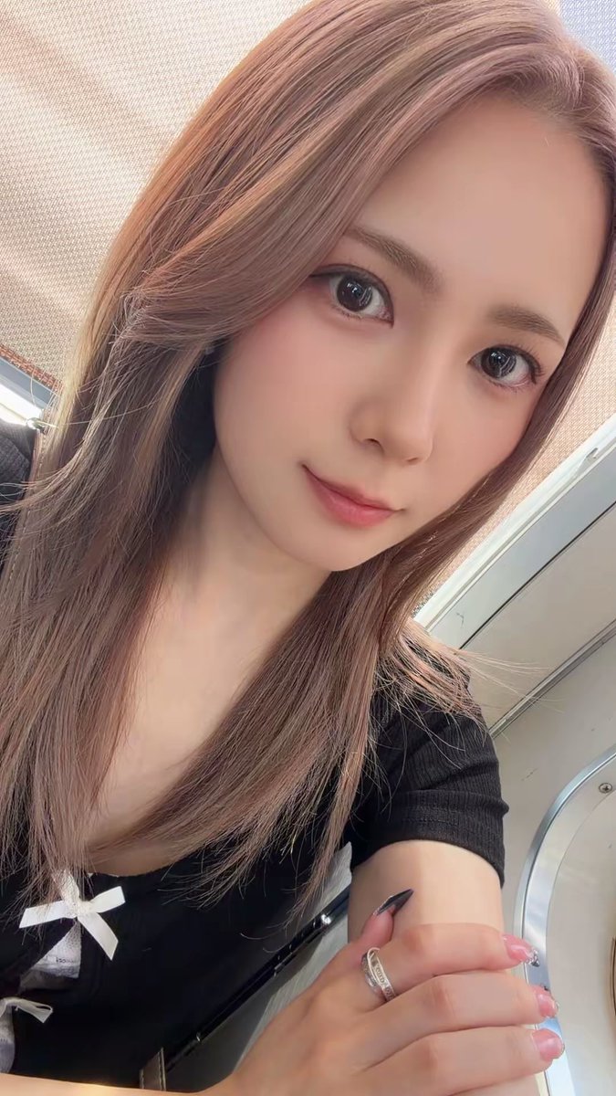 muimui_vvv's tweet photo. 【明日7/26(日)の告知⋆͛📢⋆】

お先に明日の告知失礼します😻💭

明日7/26(日)初来店店舗様です‼️
🔰ユーコーラッキー太宰府店様🔰に行きます🪄︎︎◝✩
(@yuko_dazaifu)

嬉しい、、来店入ったよて言われたとき
めちゃくちゃ舞いました、踊りました、、👯‍♀️🩷🩷
呼んでくれてありがとうございます😭😭
なんてったってここの店舗様はむいの大好きな
"初代ヴァルヴレイヴの聖地"なんです🫪💞

そんなんもう、、コンプするしかないじゃん🥵🥵
あーーーとうとう俺も来店でコンプする日が、、、

の前に‼️明日は時差オープンとなっております‼️
入場時間載せておきますご確認ください‼️

▷▶入場時間
⏱ 9:45 抽選参加券配布
      10:10 抽選開始➡️即再整列‼️
      11:00 入場開始

お間違えのないようにお願いします🙇🏻‍♀️🙇🏻‍♀️🙇🏻‍♀️🙇🏻‍♀️
明日もおそらくかなり暑いと思います😲💦💦
手持ち扇風機やスポーツ飲料など
暑さ対策を忘れずに朝からご来店くださいm(_ _)m

なお明日は"リバイバルB"取材が入っております️📝
過去の動向もチェックして上手く立ち回ろう✅
抽選悪くても絶対どっかにチャンスがあるはず‼️‼️

明日のユーコー様でもYouTube動画用の
撮影を行おうと思ってます🎞️✧︎*。
両隣の方にはご迷惑にならないようにしますので
何卒よろしくお願い致します( ᴖ ̫ᴖ )♩🍀*゜
高評価、チャンネル登録お待ちしております😌🫶🏻
【https://t.co/AOIT95iouO】

📍𝔸ℂℂ𝔼𝕊𝕊
福岡県太宰府市大佐野2-15-1
🚃 JR鹿児島本線都府楼南駅から約徒歩10分🚶‍♀️

🎰 ユーコーラッキー大宰府店様のSNS
      X:【@yuko_dazaifu】
P-worldにも沢山の情報掲載されてます！
フォロー&ピーワチェック✅して
最新情報GETしてみてください💡🌟

明日の初来店本当に楽しみにしています( ˶˙ᵕ˙˶ )☀️
福岡民、地元民の皆さま明日は沢山の方が
応援に来てくれることを願っておりますꉂꉂ📣

店舗関係の皆様も明日はよろしくお願いします！！

PR