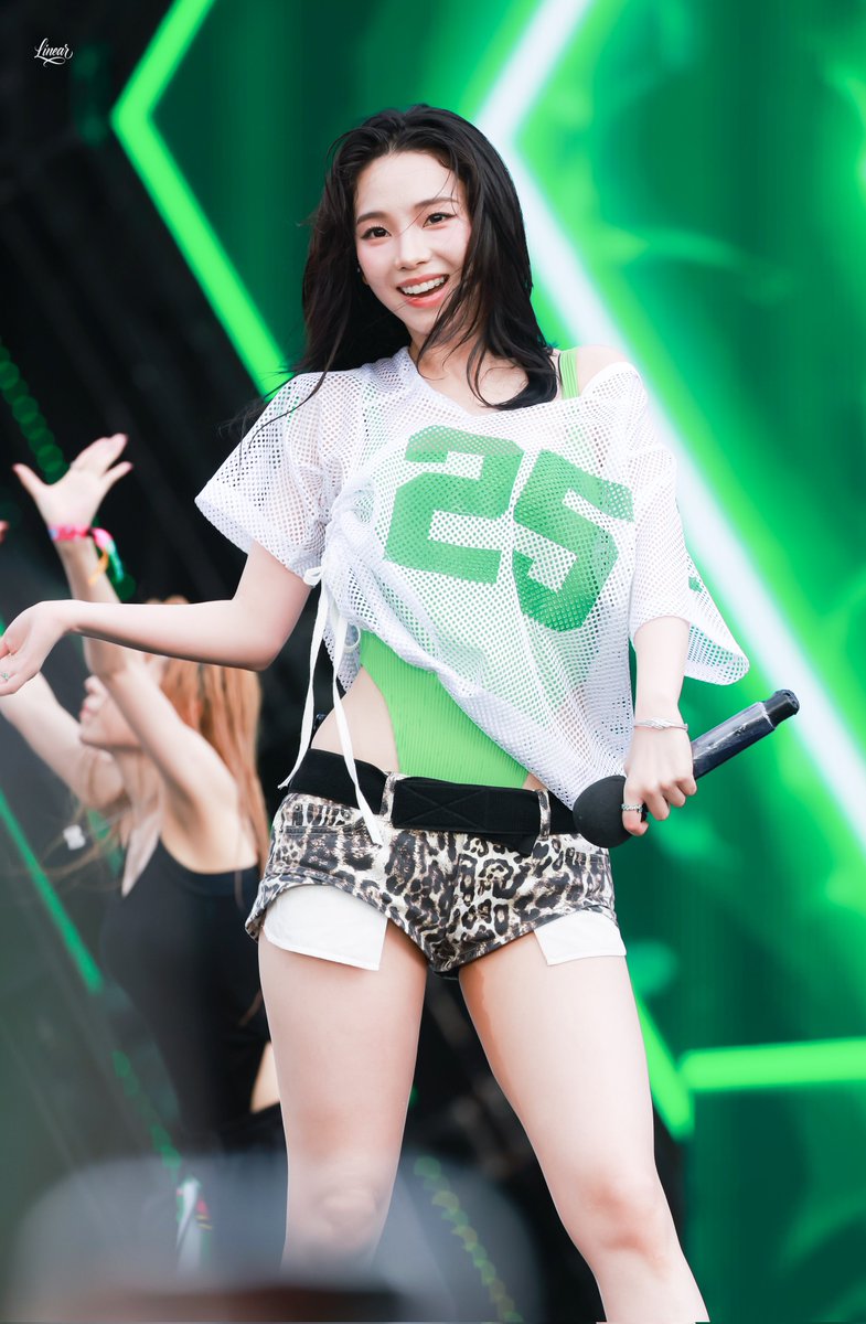 linear411's tweet photo. 260725 waterbomb
#카리나 #karina #カリナ #aespa #에스파 https://t.co/quYpF5RR4i