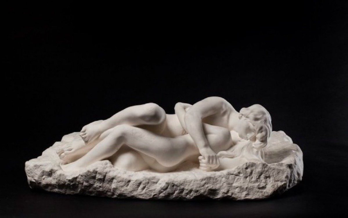 GodsWhisper777's tweet photo. Cupid and Psyche — Auguste Rodin https://t.co/SlEzbFLSVZ