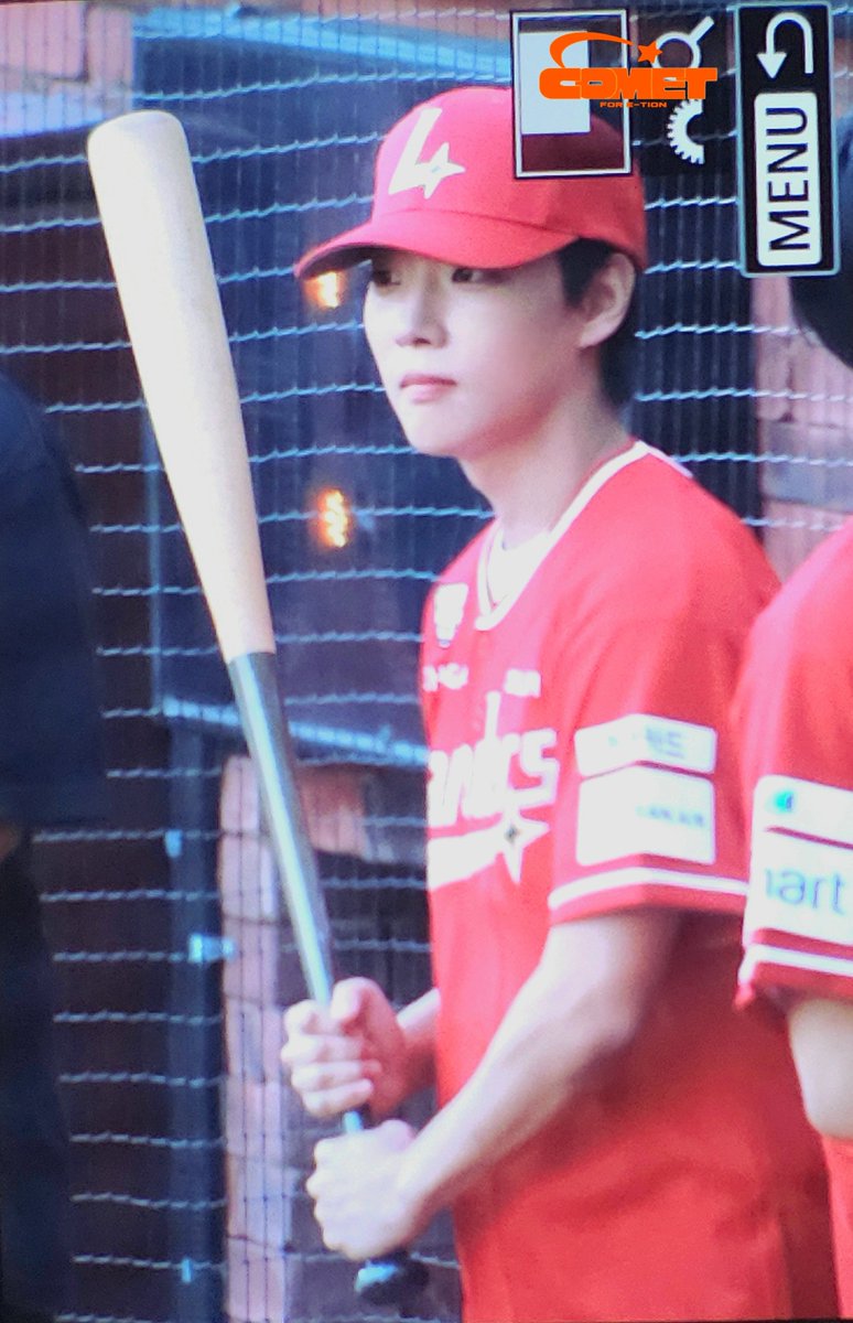 COMETion1224's tweet photo. 260725 SSG 시타 PRE 
⚾️🐹⚾️🐹⚾️🐹
#이션 #ETION #ONF #온앤오프 #코멧션 https://t.co/vTjFg6eiEe