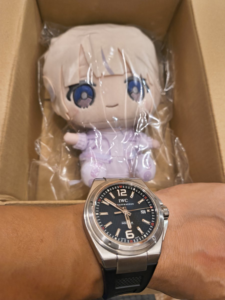 PWMANdmc2's tweet photo. ばんちょー
届いた
#轟はじめ #はじめの輪
#IWCはいいぞ https://t.co/1PcC3Xp2XD