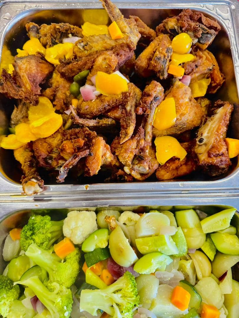 Obunuzi's tweet photo. Saturday is here🤗😋 #deliciousness
📍 Wandegeya, opp YMCA main gate
☎️ 0758852130 (Inquiries, Delivery) https://t.co/k4qYBIQ0O5