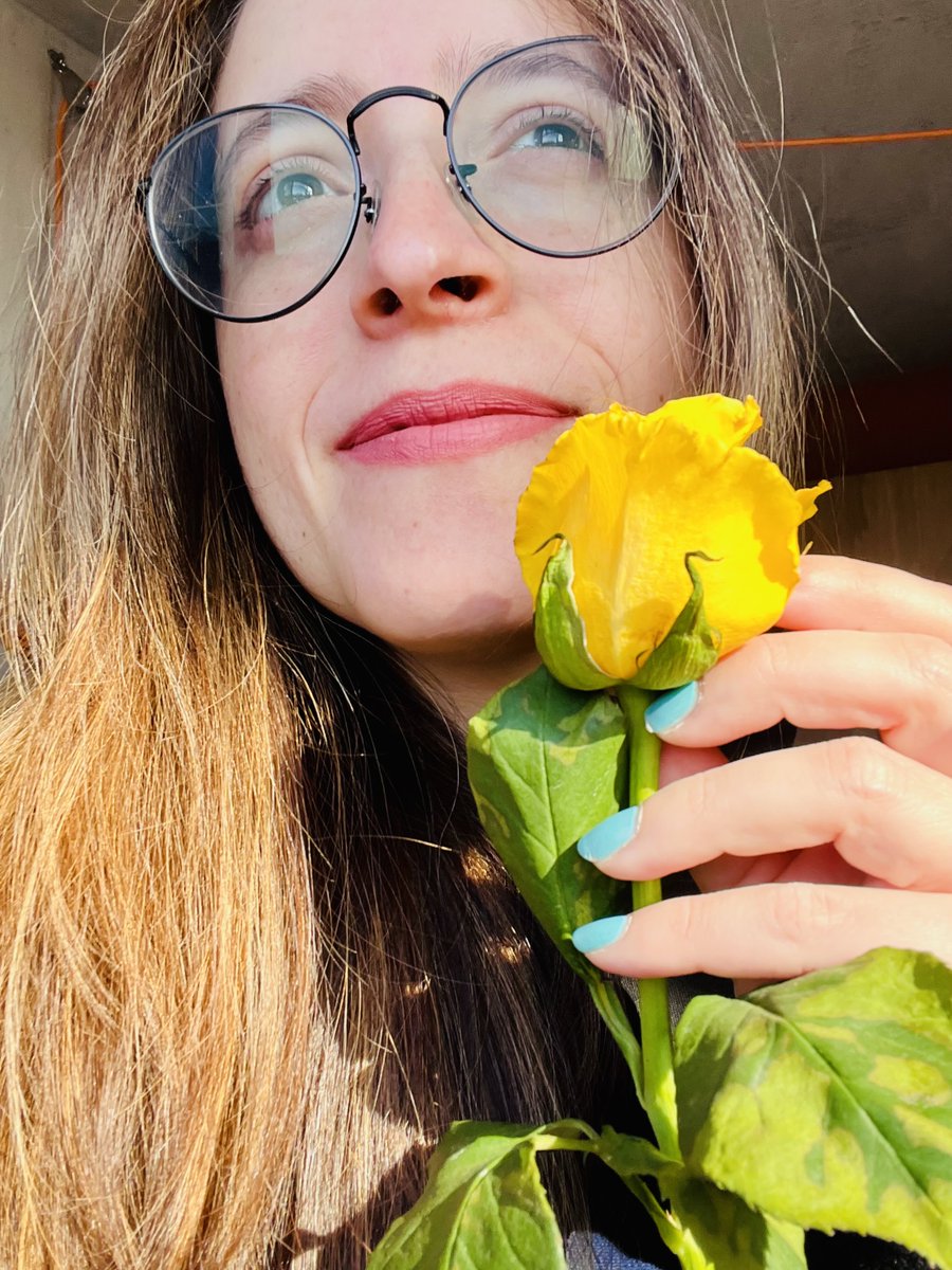 Kpina🌻 tweet media