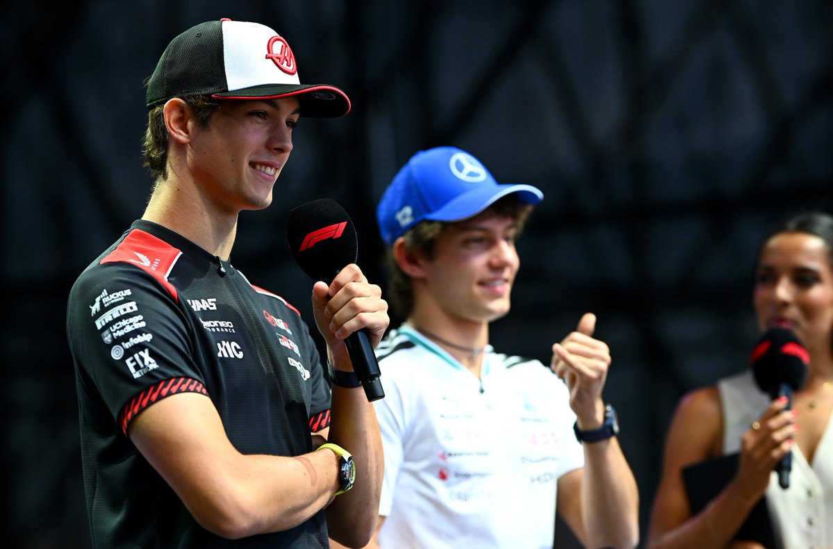 HaasF1Team's tweet photo. BEARNELLI IS BACK‼️

#HaasF1 #F1 #HungarianGP https://t.co/w4avo0p29r