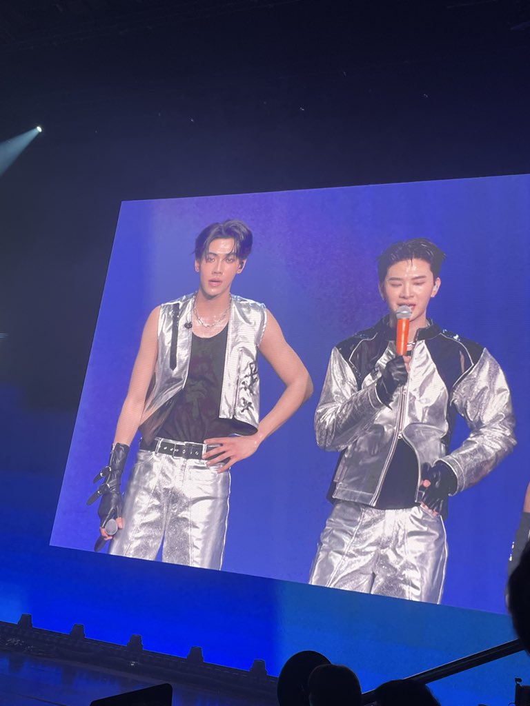 kkt_023's tweet photo. >< https://t.co/jGOZy9ipjv