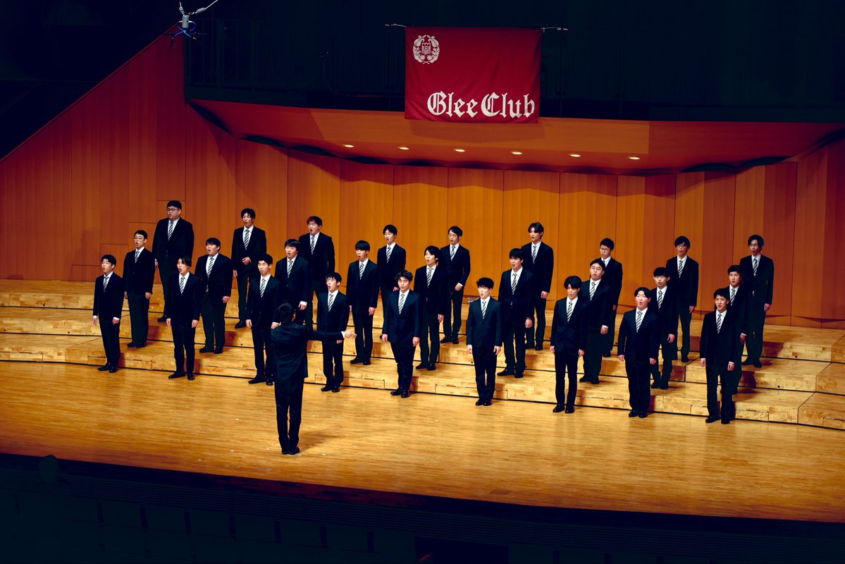 shin_gleeclub's tweet photo. 【信大グリー紹介】
本日は我々「信州大学グリークラブ」を紹介します🫡
信州の広大な自然の中で歌声響かせ続け今年で69年✨
山のように壮大で、川のように清らかな演奏をお届けできるよう頑張ります💪

ジョイコンまであと17日👀

チケットはこちら👇
https://t.co/r77ZUSI7s0

#歌の道標 #信大グリー https://t.co/TmtDy0OAGh
