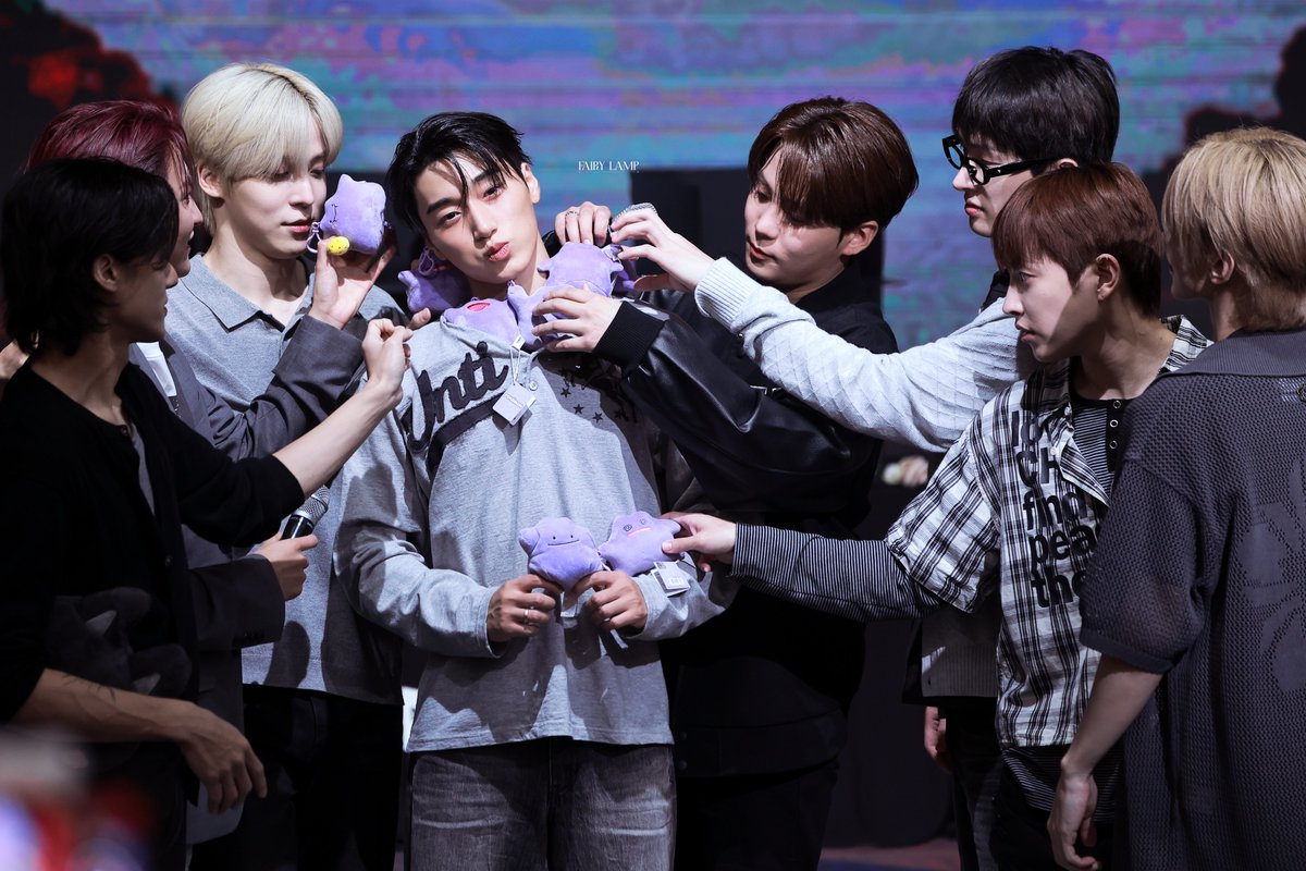 fairy_lamp710's tweet photo. 260713 티켓링크

#CHOISAN #ATEEZ #SAN 
#에이티즈 #최산 #エイティーズ
메타몽 생일 축하인지 산이 생일 축하인지 모르겠고..🤣 https://t.co/nmxMlhPA0s