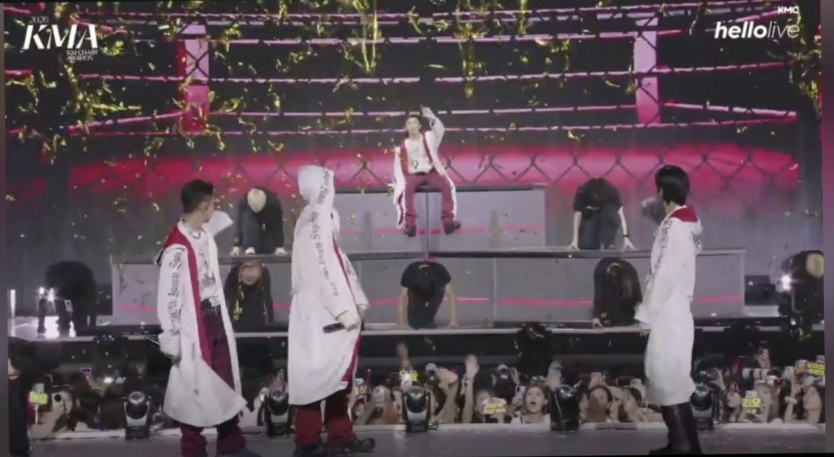 luiwilies's tweet photo. the ending 😭😭😭😭😭😭😭😭😭😭😭😭😭😭😭😭😭😭😭😭😭😭😭😭😭😭😭😭😭😭😭😭😭😭😭😭😭😭😭😭😭 https://t.co/AIaWeVA27P