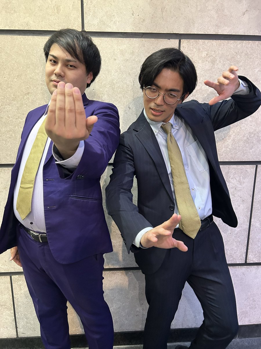 shimokitagrip2's tweet photo. 【✨登場人物紹介✨】

7/29(水)21:00スタート
「相関図ライブ〜美魔女編〜」

💡トツカミツカ💡

美魔女の「ライバル」！

同世代の漫才師ライバル同士の思うところとは…⁉️

https://t.co/5KWWMXklqx
↑ご予約こちらから！ https://t.co/gMuYUnWWOn