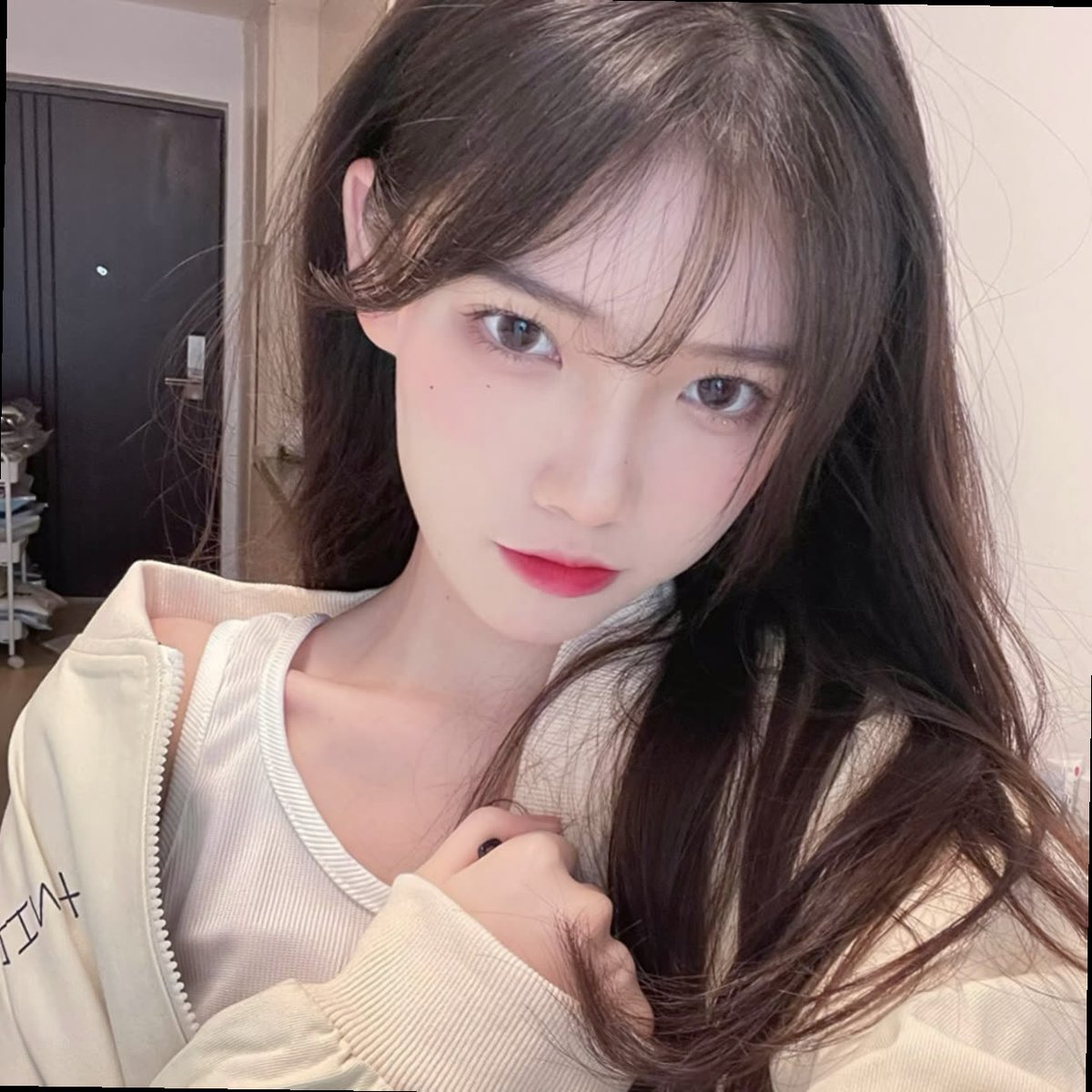 Luanarestart2's tweet photo. 🐐🩲🦲🐱
他在陌生的城市角落约炮中静静地等待,心里上门学生浮现模糊的怀念,仿学生佛这一刻被时间轻轻空姐外围拉长却无法真正停留同城.但没有人真正回应 https://t.co/kY4NSXiXSD