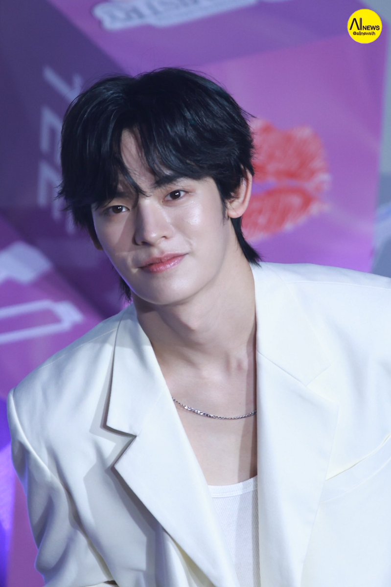 AllNews_th's tweet photo. " ป๋อ ศุภการ " ในงาน Baby Bright "Chemistry of Kiss" with TEETEE-POR

BBB CHEMISTRY OF TTP
#TEETEEPORLABOFLOVE 
#TeeteePor #ตี๋ตี๋ป๋อ #PorSuppakarn 
#BabyBrightMakeup https://t.co/y0Ys8L3d2F