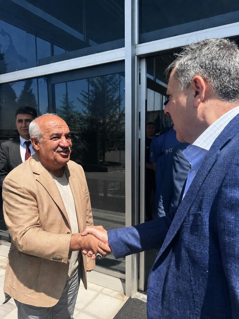 Emrullahakpunar's tweet photo. Şehrimizde ve özellikle de ilçemizde ağırlamaktan büyük onur ve mutluluk duyduğumuz İçişleri Bakanımız Sn. Mustafa Çiftçi’yi, Türkiye'nin kalbine, Başkent’imize uğurladık. https://t.co/fSYg1ERRYG