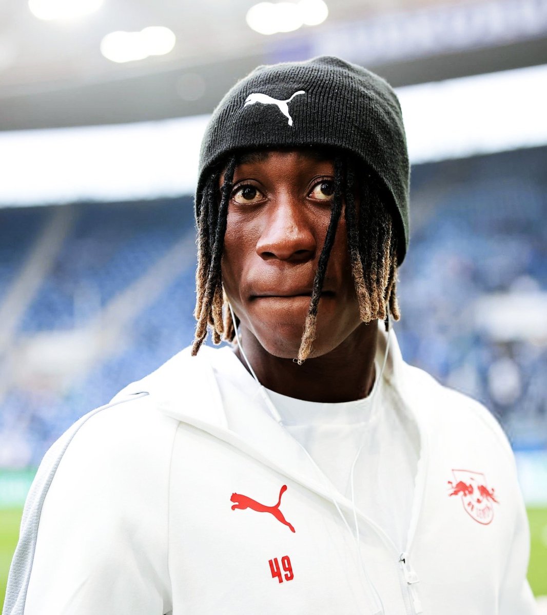 VibesFoot's tweet photo. 🔴💣 𝗬𝗔𝗡 𝗗𝗜𝗢𝗠𝗔𝗡𝗗𝗘 🇨🇮 𝗩𝗔 𝗦𝗜𝗚𝗡𝗘𝗥 𝗔𝗨 𝗥𝗘𝗔𝗟 𝗠𝗔𝗗𝗥𝗜𝗗 ! 🤍

Accord TOTAL entre le club et le joueur. ✅️✍️

🗞 @Ramon_AlvarezMM https://t.co/ORewH4Eumn