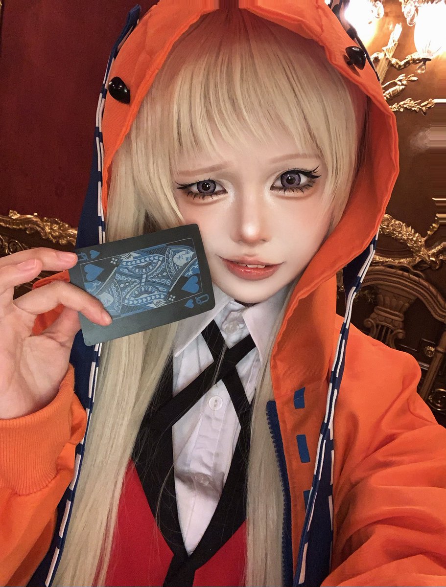 u_u_maruu's tweet photo. この令和に！！大好きな賭ケグルイを！！やってきたぞー（>▽<）🍭
周り爆美女しか居なくて大変助かった＿＿＿＿。

 #百花王学園へようこそ0725 https://t.co/0SvuldKsc1