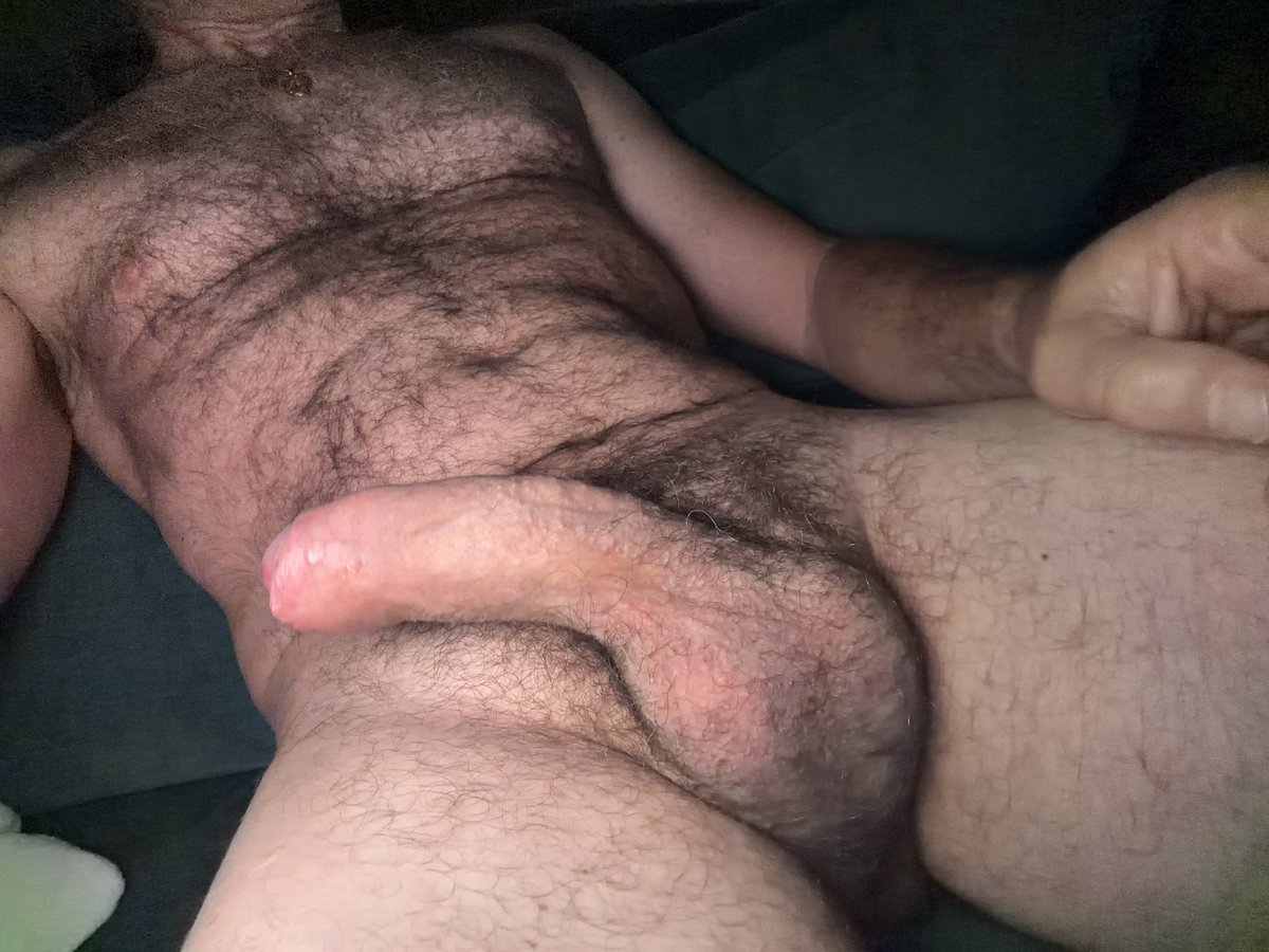 daddyprive's tweet photo. Hairy dad: @myster_draw_bup https://t.co/ZRbYAUtFnV