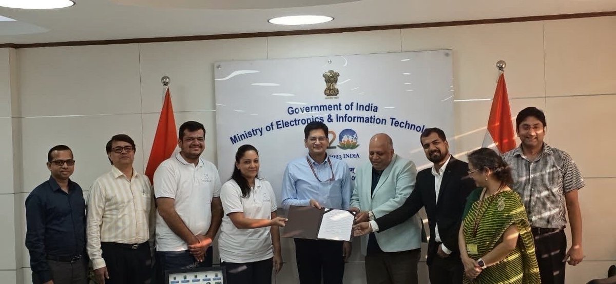 dstGujarat's tweet photo. 2/2 Built on RISC-V architecture, the platform will power low-power IoT applications across smart cities, industry, agriculture, logistics, and healthcare - showcasing India’s growing strength in semiconductor innovation. 🇮🇳 https://t.co/qbKuNQmTkD