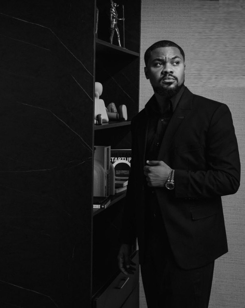 iamtolufx's tweet photo. Birthday blessings rugged sniper! 

Wish you more life and success stay blessed fam @tonysnip3r https://t.co/8WVIbyEdo2
