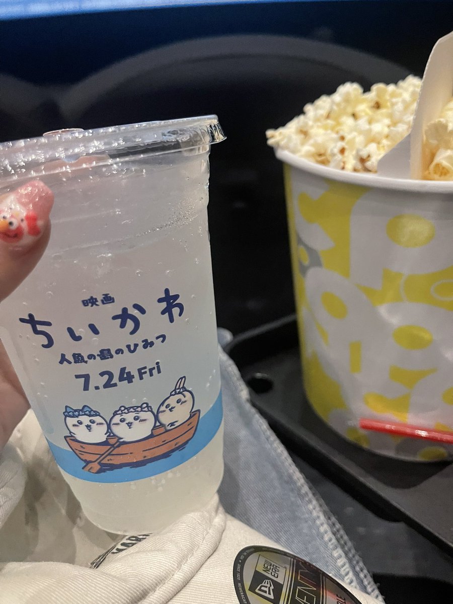 koelmo22's tweet photo. 今月はもう映画4本目〜💙
チルド
トイストーリー5を2回
ちいかわ
付き添いで行ったちいかわ
予想外に面白くてびっくりでした🫠💙
全部公開日に行く徹底ぶり。 https://t.co/lAPQ6S3ZYg