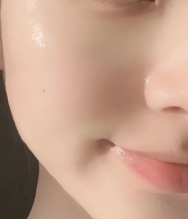l1jqea's tweet photo. インナードライ・皮脂ﾄﾞﾊﾞ毛穴まだファンデで隠してる人いる？スキピにすっぴんみられる準備して？？いいファンデ使うよりコレで剥きたまごゲトれ。 https://t.co/P3Mhu4uLCy