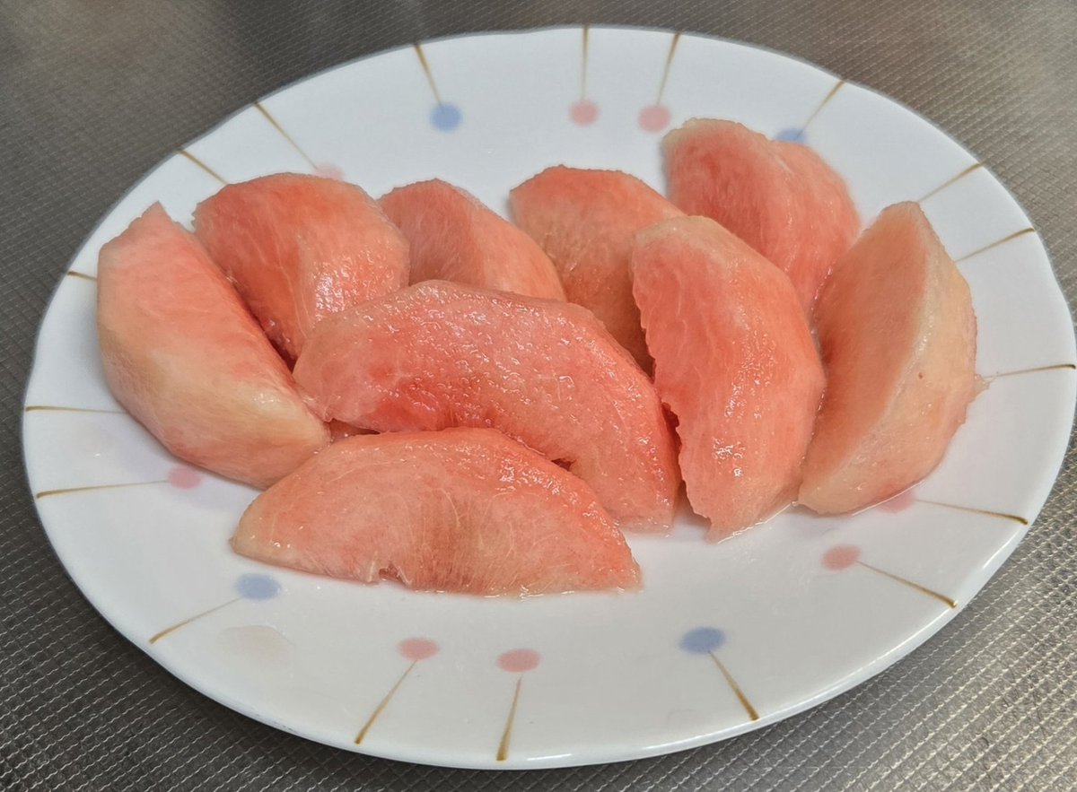 565yuu's tweet photo. 真琴さんの桃
めちゃく��ゃ美味しいです！
茶箱フェア行ってよかった🥰
ありがとうございました🍑 https://t.co/oHRoZ3aEDY