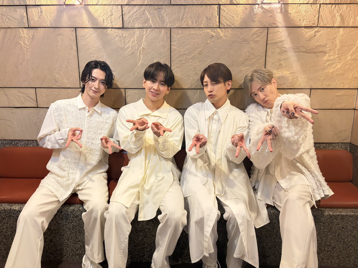 chanjin0116's tweet photo. ✌︎✌︎ https://t.co/BLyGQMVXwX