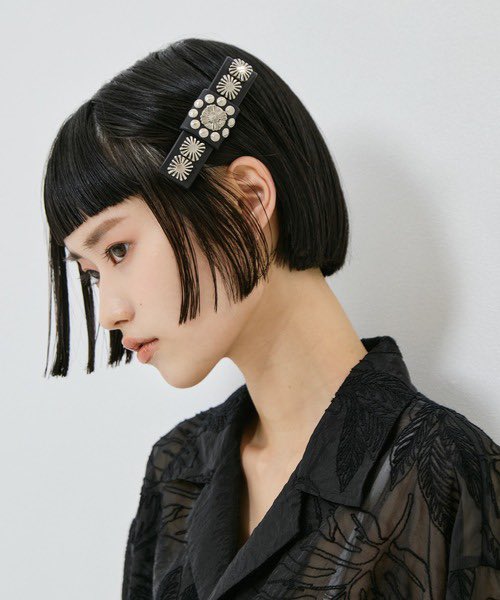 leather PULLA】Concho 【TOGA barrette