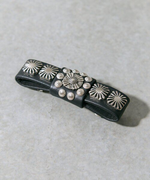 【TOGA leather PULLA】Concho barrette