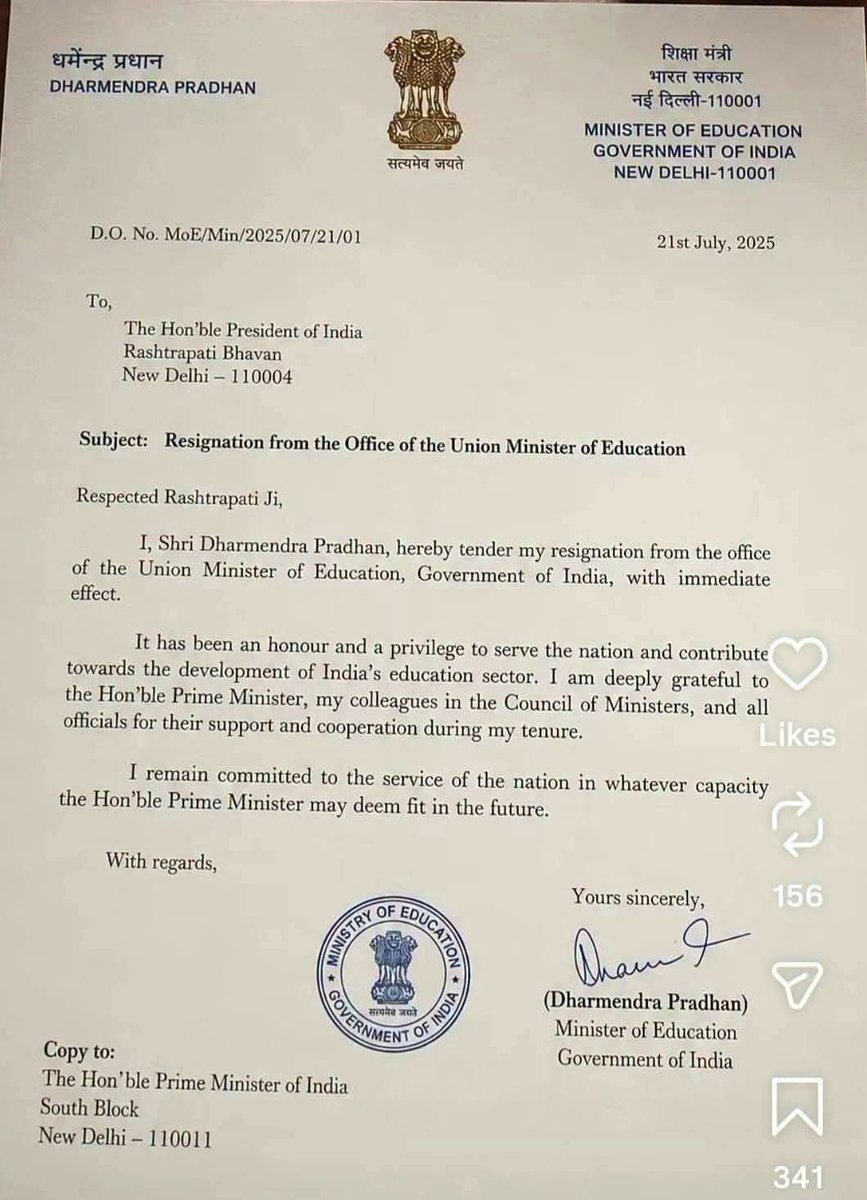 MrSusanta_kumar's tweet photo. ମୋ ଯୁବ ସାଥୀମାନେ,

ମୁଁ ଗତ ୪ ଦଶନ୍ଧିରୁ ଅଧିକ ସମୟ ଧରି ଛାତ୍ର, ଶିକ୍ଷକ ଏବଂ ଶିକ୍ଷା ସଂସ୍କାର ପାଇଁ ସମର୍ପିତ ରହିଛି। ମୋର ସର୍ବଦା ଏହି ବିଶ୍ୱାସ ରହିଛି ଯେ ଏକ ଶକ୍ତିଶାଳୀ, ସମାବେଶୀ ଏବଂ ଦୂରଦର୍ଶୀ ଶିକ୍ଷା ବ୍ୟବସ୍ଥା ହିଁ ଶକ୍ତିଶାଳୀ ରାଷ୍ଟ୍ରର ଆଧାରଶିଳା ହୋଇଥାଏ।

ମୁଁ ଦେଶର ଯୁବକମାନଙ୍କ ଆକାଂକ୍ଷା, ଭାବନା ଏବଂ ସେମାନଙ୍କର ନ୍ୟାୟସଙ୍ଗତ ଅପେକ୍ଷାଗୁଡ଼ିକର ଗଭୀର ସମ୍ମାନ କରେ। ଭାରତର ଯୁବ ପିଢ଼ିର ସ୍ୱପ୍ନକୁ ସାକାର କରିବା ଆମ ସମସ୍ତଙ୍କ ରାଜନୈତିକ ଓ ସାମାଜିକ ଜୀବନର ନୈତିକ ସଙ୍କଳ୍ପ ରହିଛି। ଆଦରଣୀୟ ପ୍ରଧାନମନ୍ତ୍ରୀ ଜୀଙ୍କ ଦୂରଦର୍ଶୀ ନେତୃତ୍ୱରେ ରାଷ୍ଟ୍ରର ସେବା କରିବାର ଯେଉଁ ଅବସର ମୋତେ ମିଳିଥିଲା, ତା’ ପାଇଁ ମୁଁ ପ୍ରଧାନମନ୍ତ୍ରୀ ଜୀଙ୍କୁ ଆଭାର ପ୍ରକାଶ କରୁଛି।

କିନ୍ତୁ ୩ ମଇ ୨୦୨୬ରେ ହୋଇଥିବା NEET-UG ପରୀକ୍ଷାରେ ଅନିୟମିତତା ଦେଖାଯାଇଥିଲା। ଭାରତ ସରକାର ଏହାକୁ ତୁରନ୍ତ ସଂଜ୍ଞାନରେ ନେଇ ତଦନ୍ତ ସିବିଆଇକୁ ସମର୍ପଣ କରିଥିଲେ ଏବଂ ପରୀକ୍ଷାକୁ ବାତିଲ କରି ପୁନଃ ପରୀକ୍ଷାର ତାରିଖ ଘୋଷଣା କରିଥିଲେ। ଏଥିସହିତ ଆଗାମୀ ବର୍ଷରୁ ଏହି ପରୀକ୍ଷାକୁ ସିବିଟି (Computer-based-test) ମୋଡ୍‌ରେ କରିବାର ନିଷ୍ପତ୍ତି ନିଆଯାଇଥିଲା।

ଏହି ସମୟରେ ଆମର ମୁଖ୍ୟ ପ୍ରାଥମିକତା ଥିଲା ଯେ ୨୦ ଲକ୍ଷରୁ ଅଧିକ ଛାତ୍ରଙ୍କ ପରୀକ୍ଷା ସୁଚାରୁ ରୂପେ ଆୟୋଜିତ ହେଉ। ଏଥିପାଇଁ whole of government approach ଅନ୍ତର୍ଗତ କାର୍ଯ୍ୟ କରାଯାଇଥିଲା। ଏଥିରେ ଭାରତ ସରକାର ସହିତ ରାଜ୍ୟ ସରକାର, ବିଶେଷକରି ଜିଲ୍ଲା ପ୍ରଶାସନର ଗୁରୁତ୍ୱପୂର୍ଣ୍ଣ ଭୂମିକା ରହିଥିଲା। ସାଥେ, ଛାତ୍ର, ଅଭିଭାବକ ଏବଂ ମାତା-ପିତାଙ୍କ ସହଯୋଗରେ ୨୧ ଜୁନ ୨୦୨୬ରେ ଏହି ପରୀକ୍ଷା ସମ୍ପୂର୍ଣ୍ଣ ହୋଇଥିଲା।

ପ୍ରଥମ ଦିନରୁ ମୁଁ ଏହାର ଦାୟିତ୍ୱ ନେଇଥିଲି ଏବଂ ଏହି ପରିସ୍ଥିତିରୁ କେବେ ମୁହଁ ଫେରାଇ ନଥିଲି। ମୋର ଏହି ସଙ୍କଳ୍ପ ଥିଲା ଯେ ଆମେ କୌଣସି ମେଧାବୀ ଛାତ୍ରର ସମ୍ଭାବନା ପରୀକ୍ଷା ମାଫିଆ କାରଣରୁ ନଷ୍ଟ ହେବାକୁ ଦେବୁ ନାହିଁ, କୌଣସି ଛାତ୍ର ସହିତ ଅନ୍ୟାୟ ହେବାକୁ ଦେବୁ ନାହିଁ।

୧୬ ଜୁଲାଇରେ ଘୋଷିତ ନୀଟ-ୟୁଜିର ଫଳାଫଳ ସନ୍ତୋଷଜନକ ରହିଥିଲା, ଯେଉଁଥିରେ ଗରିବ ପରିବେଶରୁ ଆସିଥିବା ଅନେକ ମେଧାବୀ ଛାତ୍ରମାନେ ମଧ୍ୟ ସଫଳତା ପାଇଥିଲେ।

ତଥାପି ଏହି ସମୟରେ ମଧ୍ୟ ଅନେକ ଛାତ୍ରଙ୍କୁ ଭ୍ରମରେ ପକାଇବା ପାଇଁ ଦାୟିତ୍ୱପୂର୍ଣ୍ଣ ପଦରେ ଥିବା ବ୍ୟକ୍ତିମାନେ ବାଧା ସୃଷ୍ଟି କରିବାକୁ ଚେଷ୍ଟା କରିଥିଲେ, ଯାହାଦ୍ୱାରା ମନ ଅତ୍ୟନ୍ତ ବ୍ୟଥିତ ହୋଇଥିଲା।

ମୁଁ ସର୍ବଦା ଆମ ପ୍ରଜାତନ୍ତ୍ରର ଶକ୍ତି ଉପରେ ଅଟୁଟ ବିଶ୍ୱାସ ରଖିଥିବା ବ୍ୟକ୍ତି ଏବଂ ଯୁବକମାନଙ୍କ ଆକାଂକ୍ଷା, ସ୍ୱପ୍ନ ଏବଂ ଅପେକ୍ଷାଗୁଡ଼ିକର ଗଭୀର ସମ୍ମାନ କରି ଆସିଛି। ସେମାନେ କେବଳ ଭାରତର ଭବିଷ୍ୟତ ନୁହଁନ୍ତି, ବରଂ ଏକ ନୂତନ ଓ ବିକଶିତ ଭାରତର ବାହକ, ନିର୍ମାତା ଏବଂ ଭବିଷ୍ୟତର ଶିଳ୍ପକାର ମଧ୍ୟ ଅଟନ୍ତି।

ଗତ ୧୦ ଦିନର ଘଟଣାକ୍ରମ ଦେଖି ମୋର ମନ ଦୁଃଖିତ। ଏହା ମୋ ପାଇଁ ବ୍ୟକ୍ତିଗତ ପ୍ରତିଷ୍ଠାର ବିଷୟ ନୁହେଁ।

ଭାରତର ଯୁବଶକ୍ତି ହିଁ ଏହି ଦେଶର ପ୍ରକୃତ ଶକ୍ତି।

ଦେଶର ଯୁବଶକ୍ତିକୁ ଭ୍ରମର କୁଚକ୍ରରେ ଫସାଇବାକୁ ଦେବୁ ନାହିଁ, ଏହା ହିଁ ମୋର ସଙ୍କଳ୍ପ।

ଜନ୍ତର-ମନ୍ତରରେ ଏବଂ ଦେଶରେ ଯେଉଁ ପରିସ୍ଥିତି ସୃଷ୍ଟି ହୋଇଛି, ଏହି ପରିସ୍ଥିତିରୁ ରାଷ୍ଟ୍ରବିରୋଧୀ ଶକ୍ତିମାନେ ଲାଭ ନ ଉଠାନ୍ତୁ, ଦେଶର ଏକତା ବଜାୟ ରହୁ, ଭାରତର ଗୋଟିଏ ମଧ୍ୟ ବିଦ୍ୟାର୍ଥୀର ଭବିଷ୍ୟତ ଆଇନଗତ ଜଟିଳତାରେ ନ ଫସୁ, ଆମ ପିଲାମାନେ ନିଜ ସମୟ ପଢ଼ାପଢ଼ିରେ ଲଗାନ୍ତୁ, କ୍ୟାରିଅର ଗଢ଼ିବା ଉପରେ ଧ୍ୟାନ ଦିଅନ୍ତୁ — ଏହି କଥା ଚିନ୍ତା କରି ମୁଁ ମୋର ତ୍ୟାଗପତ୍ର ମାନ୍ୟବର ପ୍ରଧାନମନ୍ତ୍ରୀ ଜୀଙ୍କୁ ପଠାଇ ଦେଇଛି।

ମୁଁ ଆଦରଣୀୟ ପ୍ରଧାନମନ୍ତ୍ରୀ ଜୀଙ୍କ ମାର୍ଗଦର୍ଶନ, ବିଶ୍ୱାସ ଏବଂ ନିରନ୍ତର ସହଯୋଗ ପାଇଁ ହାର୍ଦ୍ଦିକ କୃତଜ୍ଞତା ପ୍ରକାଶ କରୁଛି। ସାଥେ, ମନ୍ତ୍ରିପରିଷଦର ମୋର ସମସ୍ତ ସମ୍ମାନିତ ସହକର୍ମୀ, ମନ୍ତ୍ରାଳୟର ଅଧିକାରୀ ଓ କର୍ମଚାରୀ ତଥା ସେହି ସମସ୍ତ ବ୍ୟକ୍ତିଙ୍କୁ ମଧ୍ୟ ଆଭାର ପ୍ରକାଶ କରୁଛି, ଯେମାନଙ୍କ ସହିତ ମୋତେ କାର୍ଯ୍ୟ କରିବାର ସୌଭାଗ୍ୟ ମିଳିଥିଲା। ରାଷ୍ଟ୍ରସେବା ମୋ ଜୀବନର ସର୍ବୋଚ୍ଚ ପ୍ରାଥମିକତା। ମୁଁ ଏଥିପାଇଁ ସର୍ବଦା ସମର୍ପିତ ରହିବି।

ପ୍ରଭୁ ଶ୍ରୀଜଗନ୍ନାଥ ଜୀଙ୍କ ଆଶୀର୍ବାଦରୁ ମୁଁ ଭବିଷ୍ୟତରେ ମଧ୍ୟ ଭାରତ ମାତା, ଓଡ଼ିଶାର ଜନତା ତଥା ଦେଶର ଯୁବକମାନଙ୍କ ଆକାଂକ୍ଷା ପୂରଣ ପାଇଁ ସମସ୍ତ ସମ୍ଭବ ଉପାୟରେ ନିଜକୁ ସମର୍ପିତ ରଖିବି।

ଆପଣଙ୍କର,  
@dpradhanbjp
ଧର୍ମେନ୍ଦ୍ର ପ୍ରଧାନ #OdishaPolitics
#ModiHaiToMumkinHai #DharmendraPradhan