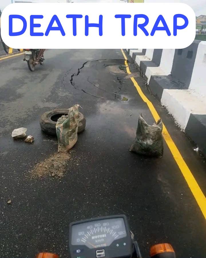 RealAdeshina's tweet photo. The Permanent Secretary of the Osun ministry of works is Engr. Bello Idowu is from Ede.

The commissioner of works Ademola Adeleke is from Ede. 

Commissioner for special duties that oversees this project is from Ede.  Dr. BT.

Be the judge.

Ede for Ede, still, they built substandard bridges