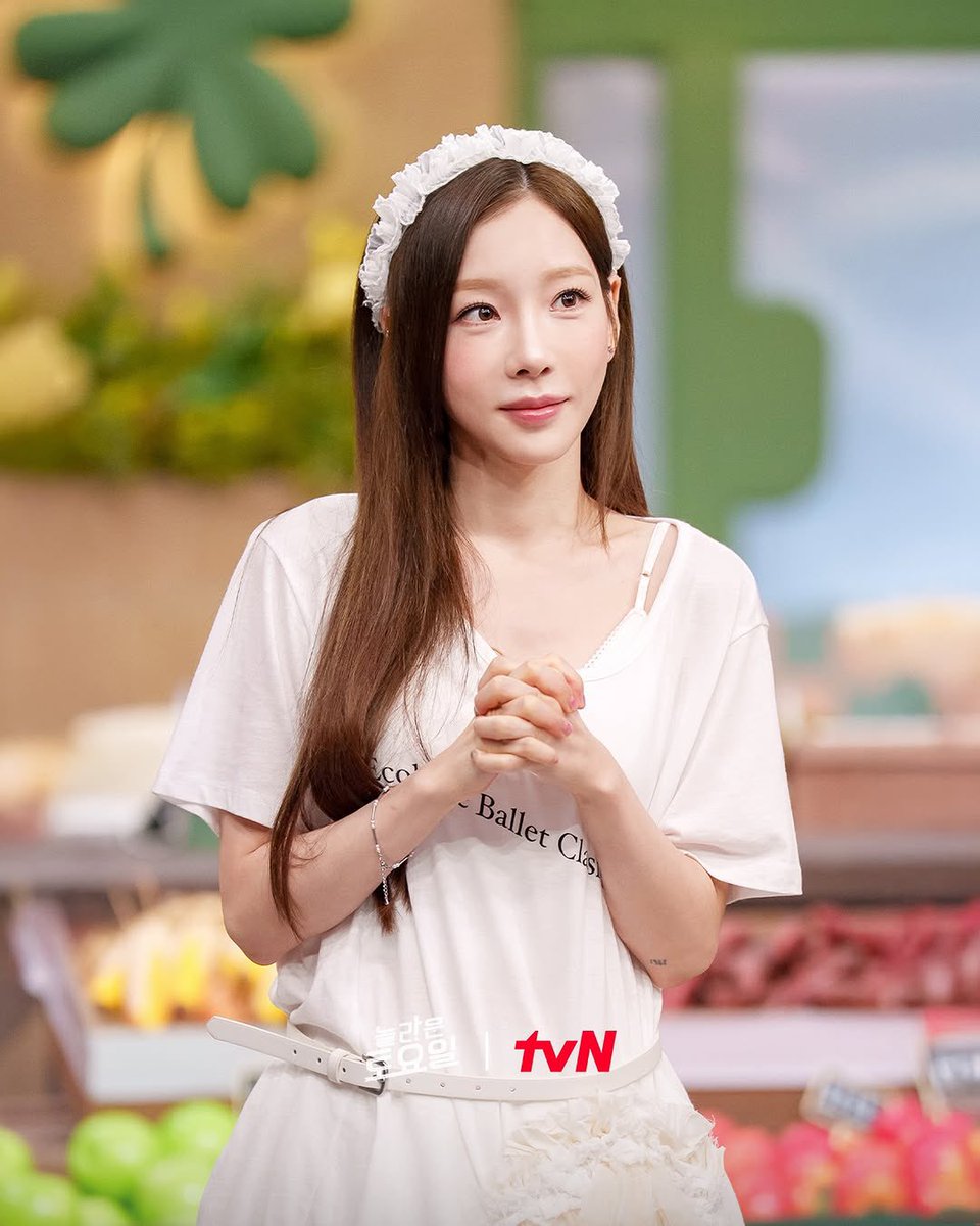 TAEYEONsmtown's tweet photo. 📢 tvN <놀라운 토요일> #태연

⏰ 오늘 밤 7시 40분

🔗 https://t.co/1kMlrD5tVY

#TAEYEON
#GirlsGeneration #소녀시대 
#놀라운토요일 https://t.co/CqZz2dvB2Y
