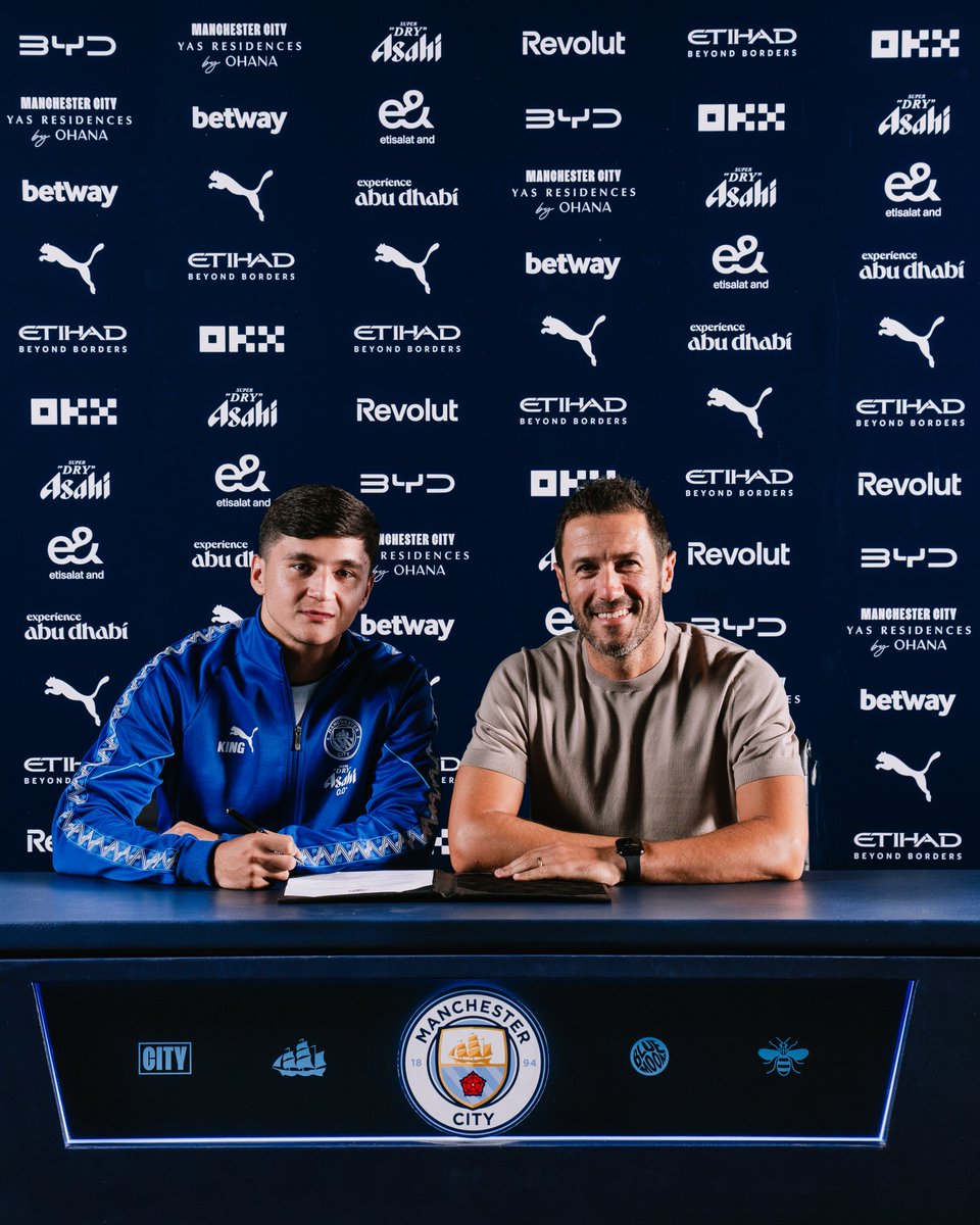 Manchester City tweet media