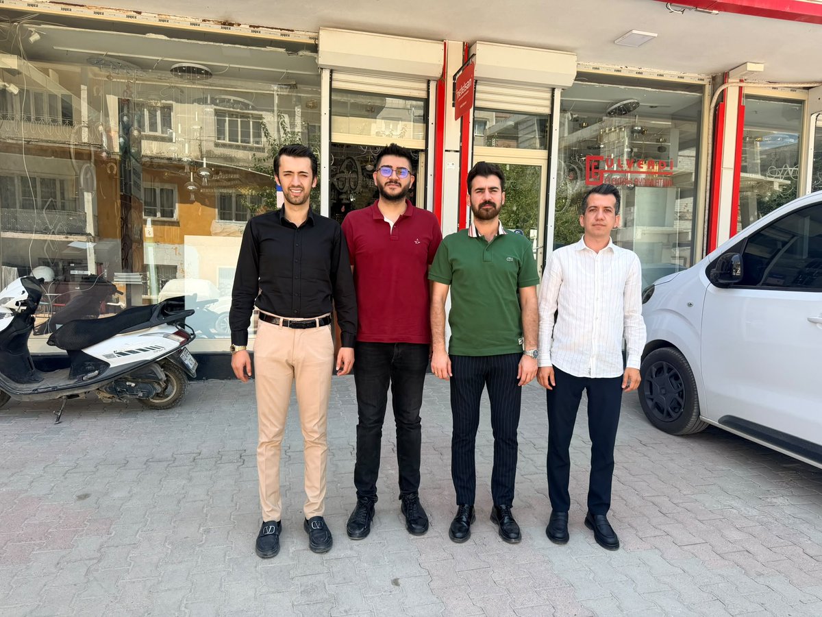 GencMusiad02's tweet photo. Üye ziyaretlerimiz kapsamında, Şube Başkanımız Berkan Yapıcı, Teşkilat Başkanımız Enes Yalçın ve Yönetim Kurulu Üyemiz Adnan Aydın ile birlikte, üyemiz Muhammet Safvan Gülverdi’yi sahibi olduğu Gülverdi Elektirik iş yerinde ziyaret ettik. https://t.co/Bz0f716pj5