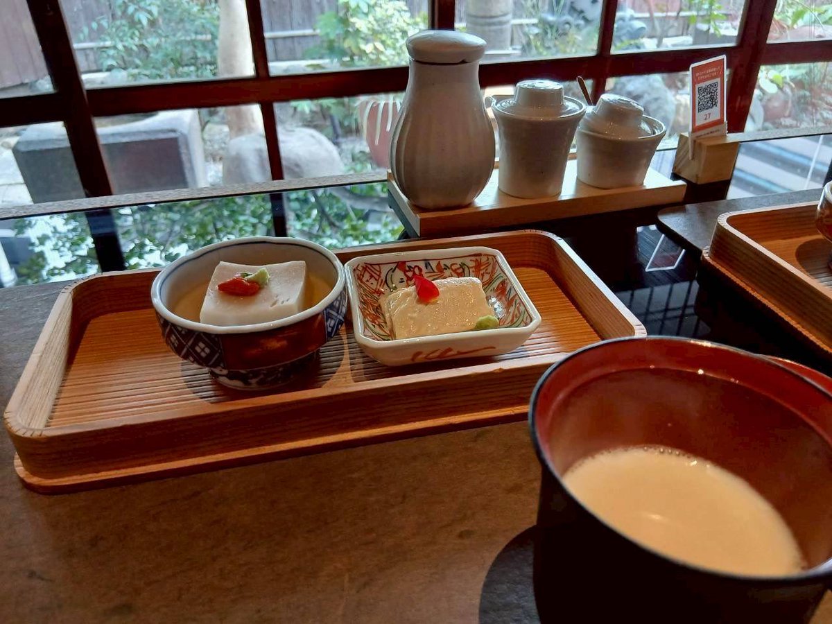 ayagurume's tweet photo. 大阪市天王寺区
やすまる
元料亭のお豆腐屋さん

作りが完全に料亭で高級感すごい
出来立て豆腐や湯葉しゃぶなど最高のランチでした。再訪はめっちゃあり！！ https://t.co/ZF7GQqvbnA