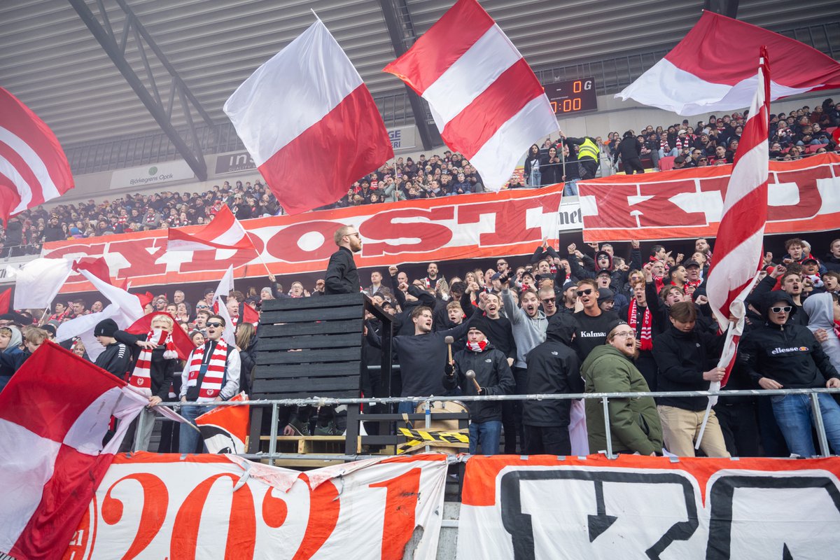 KalmarFF's tweet photo. Just nu: Vi har passerat 7000 sålda biljetter till kvällens hemmamatch mot Mjällby AIF och Sydostkurvan närmar sig slutsålt!
https://t.co/VOByJ7iAWd https://t.co/hzisDAk9c7