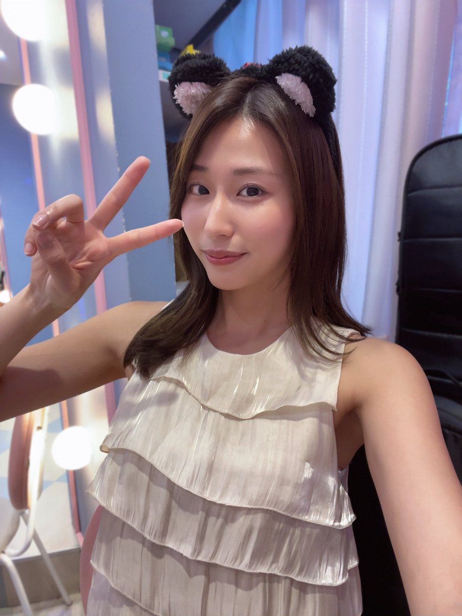 manaka_yuimi's tweet photo. バンド終わりに、メンバーと初メイド喫茶🐱✨
念願の��え萌えきゅんできた🫶 https://t.co/T6CJfFkRvr