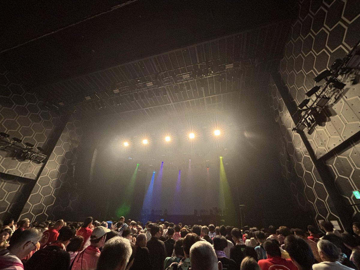 shimajiro_btg's tweet photo. ばってん少女隊11周年記念ライブ
〜アンコール〜　
in 福岡・UNITEDLAB

バッチバチのセトリやったけど福岡ということもあって全体的にリラックスムードですごく温かく楽しい特別な時間でした✨
愛ちゃん見つけてくれてありがと😊
今日も色んな表情見せてくれたけど真剣な顔も笑顔も全部好き🫶
#希山愛 https://t.co/FMzBxzrpJQ