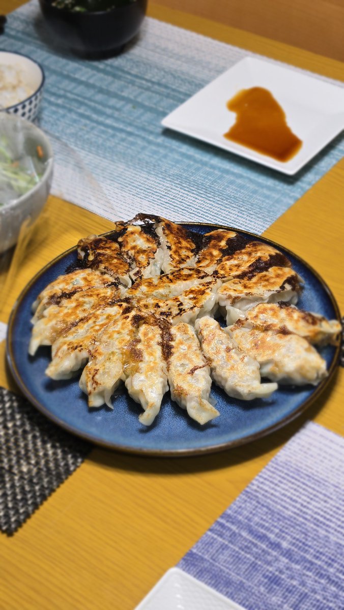 GAOH_50's tweet photo. 変に下味つけず、青森産のニンニクの味で勝負！

#今晩のがお飯 https://t.co/avqpOiypTI
