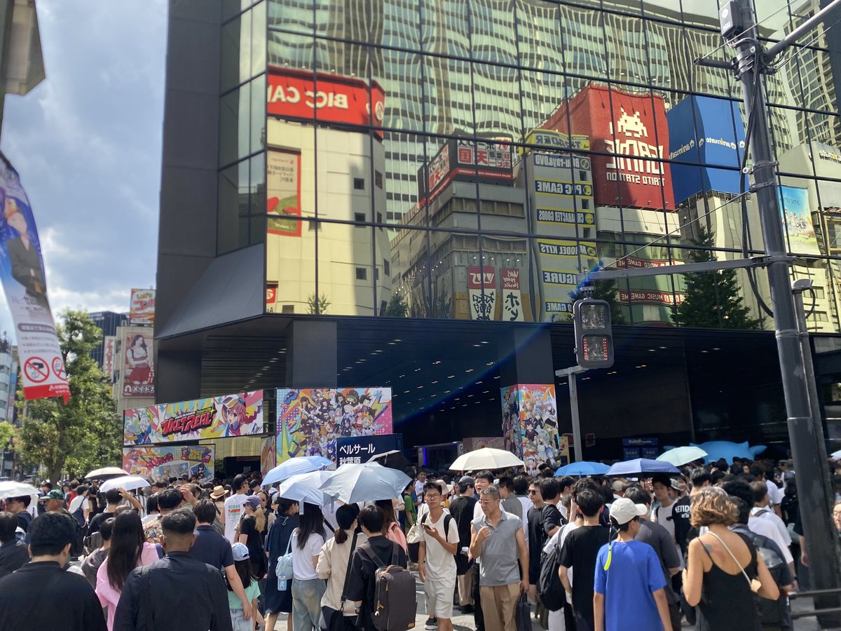 0209_adechin's tweet photo. vket楽しかった！！
初めてこういうイベント参加したのでオヨオヨしましたが来て良かった！！
マリシアグッズ買えて良かった〜
あたりや、あつき、もねさんでカラオケ行って楽しかった！！
今から帰りま〜〜〜す
お疲れ様でした！！ https://t.co/r4cBzI5y21