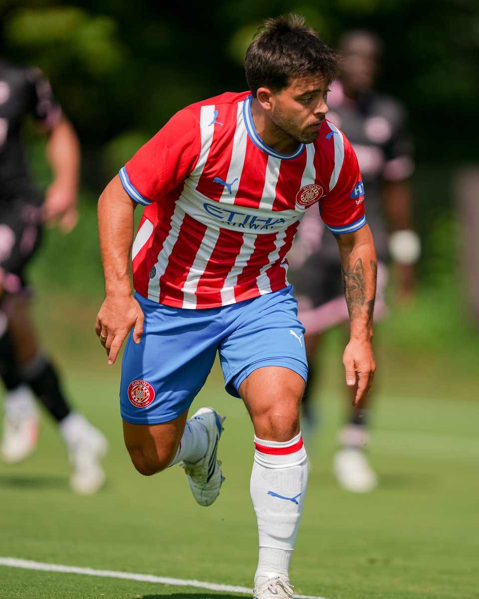 GironaFC's tweet photo. 🧭 𝐅𝐫𝐚𝐧 𝐁𝐞𝐥𝐭𝐫𝐚́𝐧 https://t.co/cosnsFSpvL