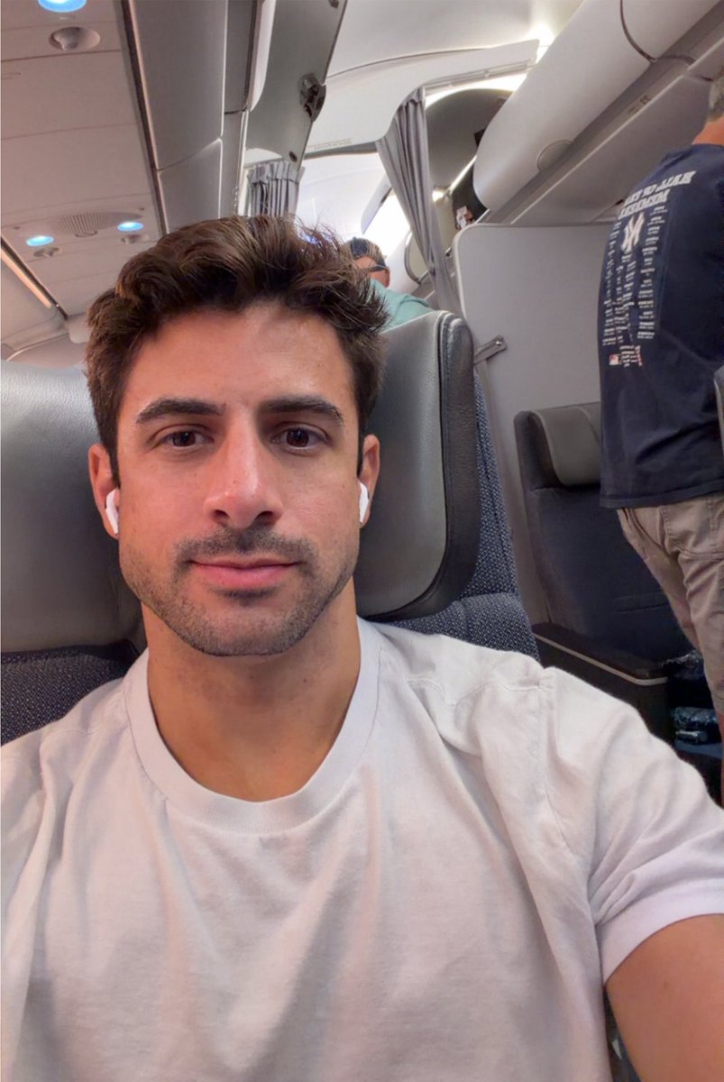 chrisjonmeyer's tweet photo. Heading to Helsinki! First time in the Nordics ✈️ https://t.co/HrQ1P50YPC