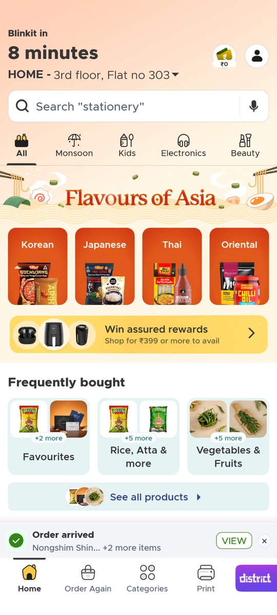 krish514's tweet photo. @blinkitcares @letsblinkit  it's clearly mentioned just buy items worth 399 and will be awarded with free gift, ordered items worth 427 but still no gift given, the customer care agent darshana knows nothing and arguing with me saying only specific users will get rewards https://t.co/Lk0tUQga9y