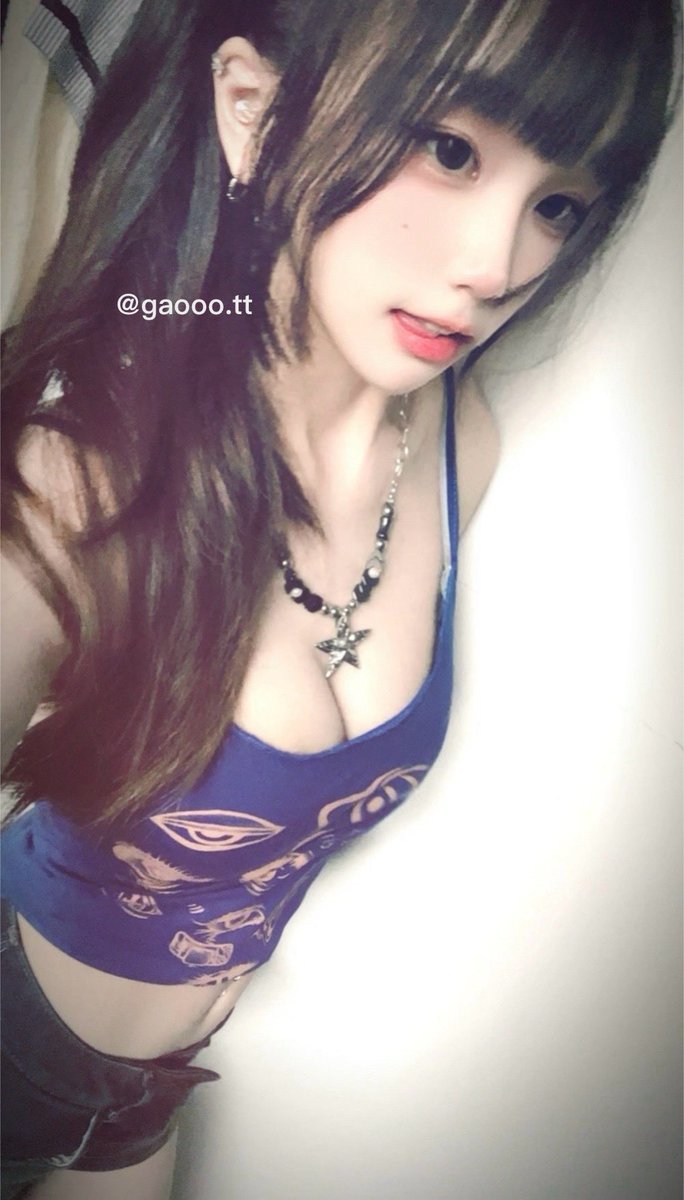 gaoooo_tt's tweet photo. 好久没更新啦！

#穿搭 #女大学生 https://t.co/54WN5kbOlf