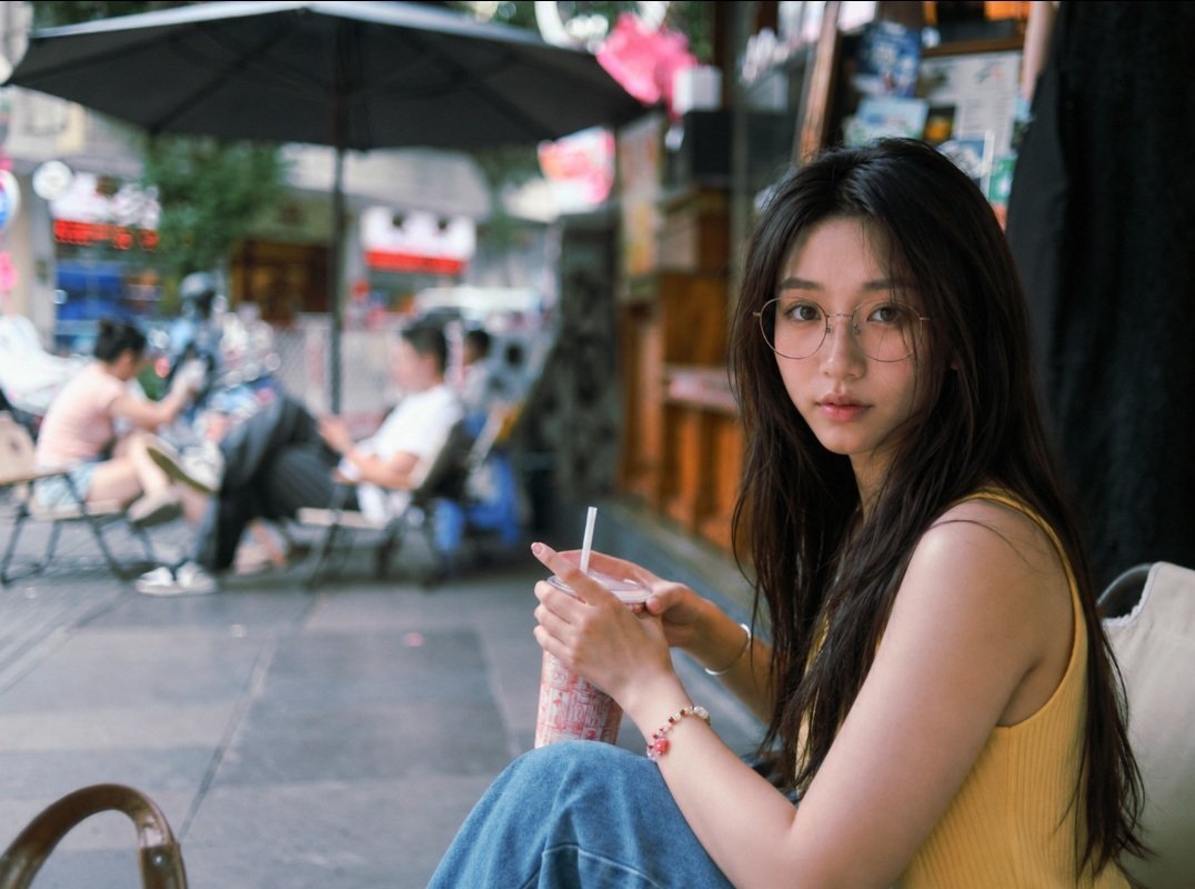 Lona Trinh tweet media
