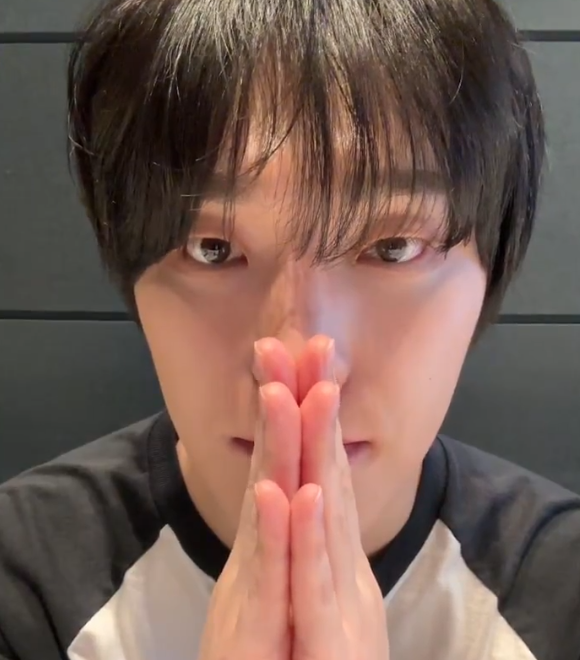 mingyursonly's tweet photo. everything dino does is just cute to me https://t.co/2wVMqDhcCv