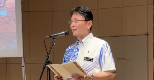 moeruasia01's tweet photo. 【これはヒドイ】沖縄メディア（新聞とテレビ）「那覇市長が辺野古新基地反対」

→ 那覇市長が全否定、抗議・訂正を要求
https://t.co/c8ZsgBmgza https://t.co/sGe844M29q