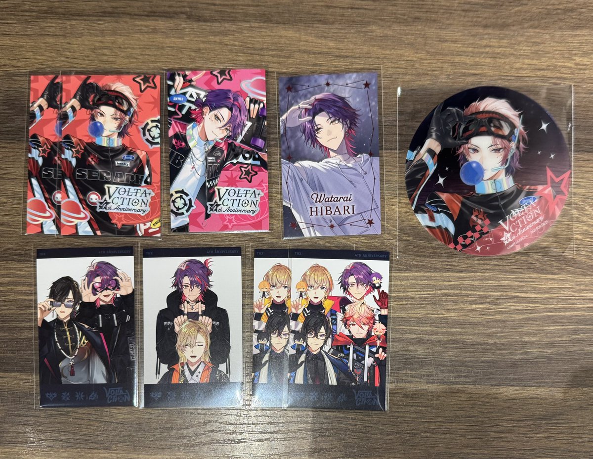 ngs0811's tweet photo. 【交換】
にじさんじ VOLTACTION ヴォルタ 4周年 4th Anniversary  チェキ風カード 特典 コースター

譲》画像1枚目

求》画像2枚目 🩷、特典は同種リーダー

本日福岡天神手渡し or 後日手渡し/郵送

💜の方は纏めて優先ですが、
お気軽にお声掛けください🙇🏻‍♀️🙇🏻‍♀️ https://t.co/TW2bEzjoSo