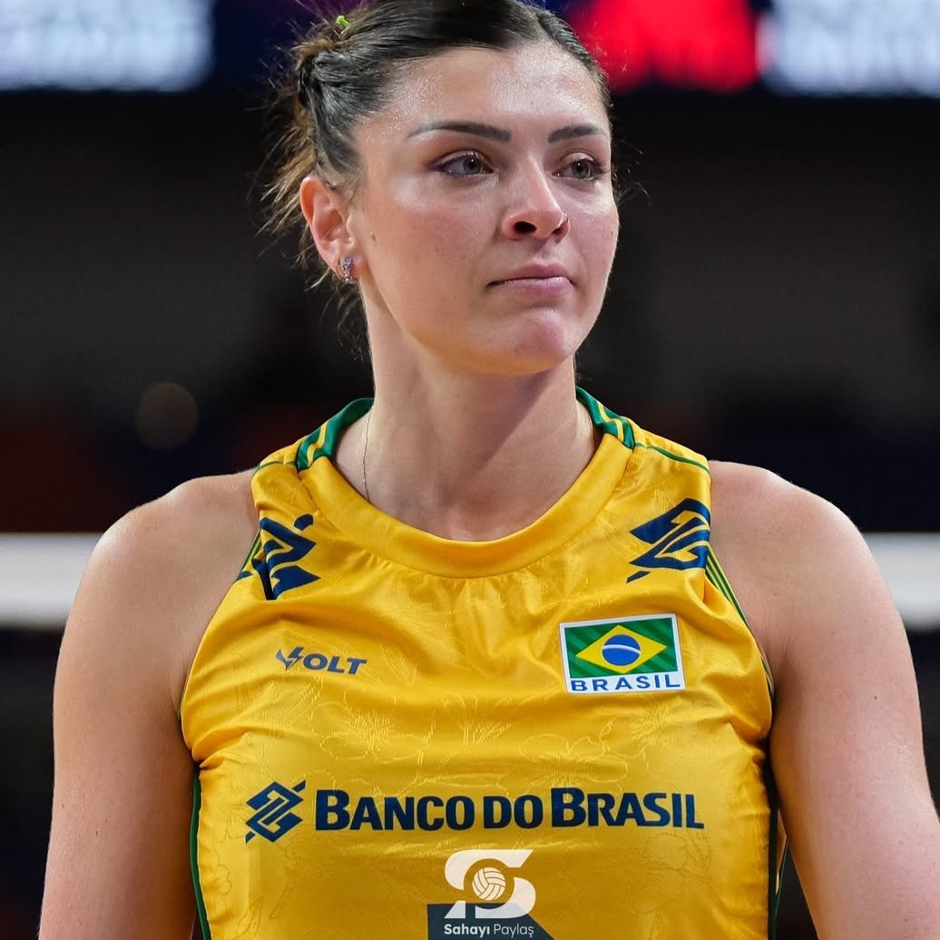 gibbybaris's tweet photo. ⚡️ Rosamaria Montibeller x İtalya ( 5 Set )

14/36 %39h, 2 hata, 6 bloklanma
1 blok, 2 servis hatası
14 başarılı savunma
15 sayı, +5 WL https://t.co/s0YkwFLpTK